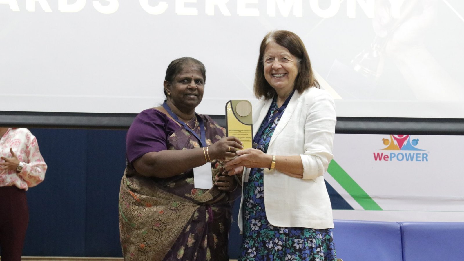 Returning Mothers Conference award presentation